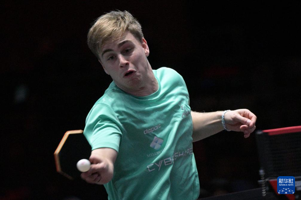 的各种硬地 的各种硬地